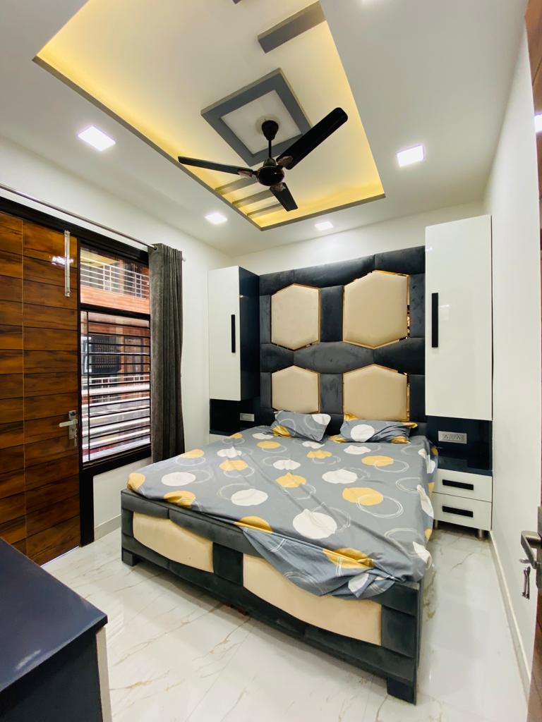 2BHK Apartments For Sale in Dwarka Mor Vipin Gardan L Type