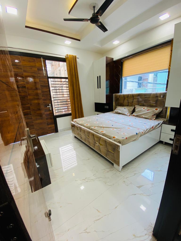 2BHK Apartments For Sale in Dwarka Mor Vipin Gardan L Type